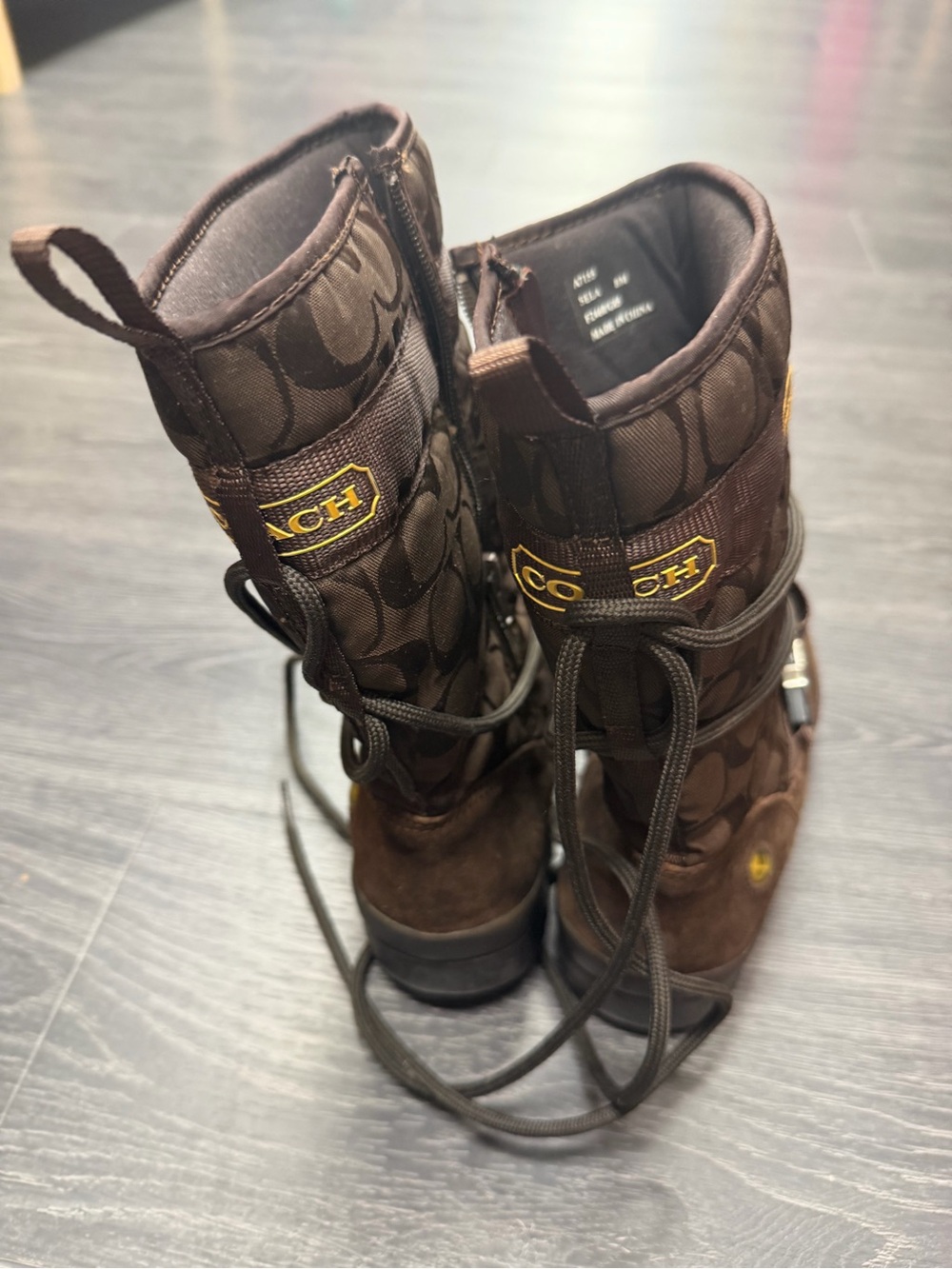 Coach Sela A7155 Signature C Brown Winter Boots Sz 8 - Picture 4 of 11